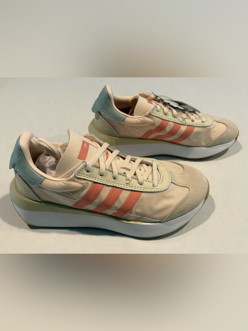 Adidas Country XLG J Wonder White Wonder Clay IF3698 New In Box Women’s Size 6